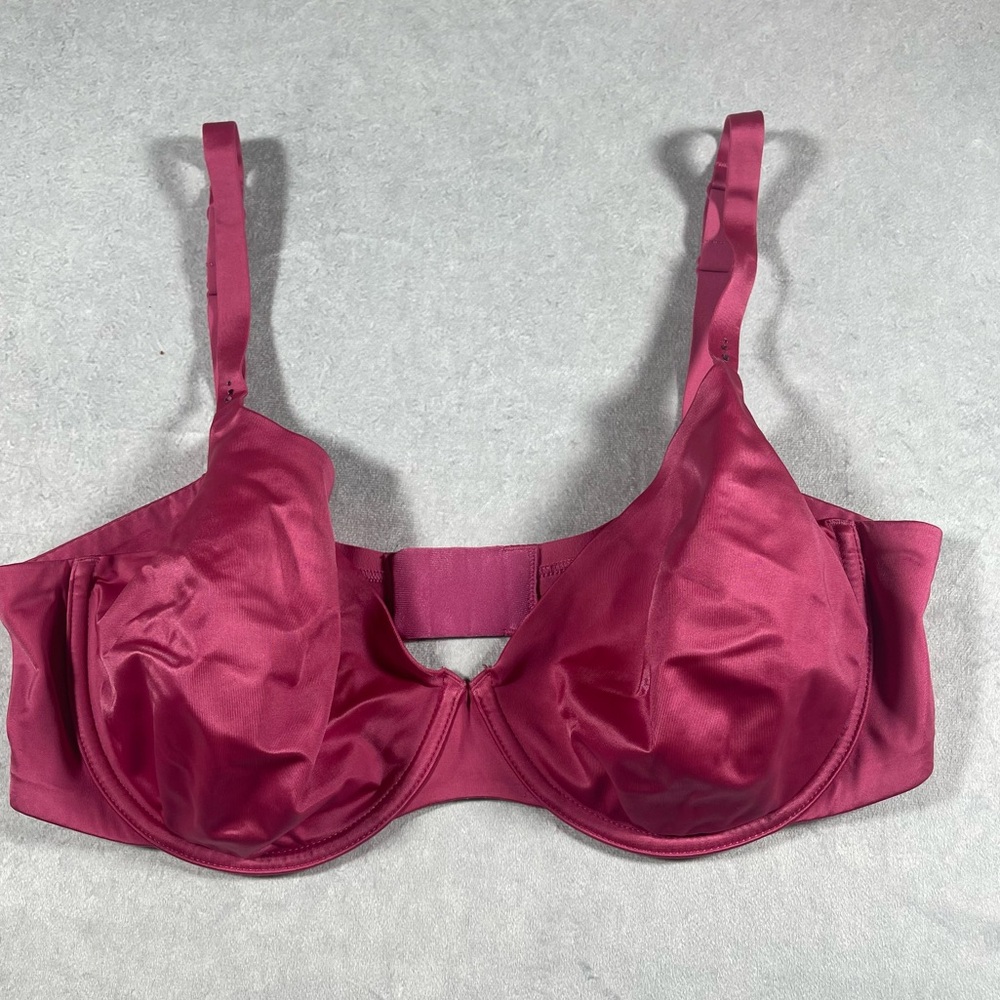 Victoria’s Secret Biofit unlined full coverage Satin Underwire Bra 38D